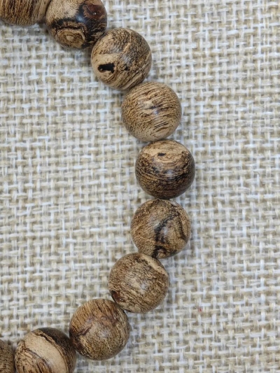 海南奇楠沉香手串价格？