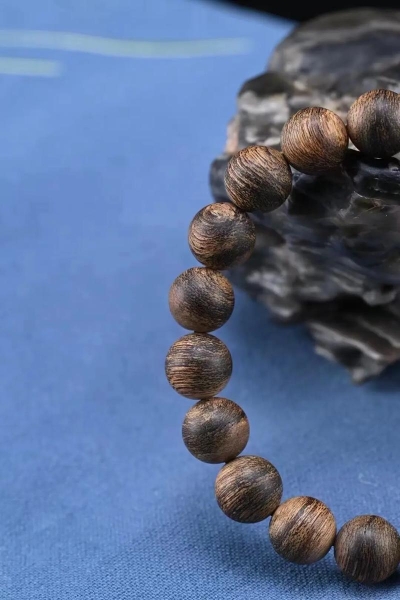 ‌  沉香手串有多少种？