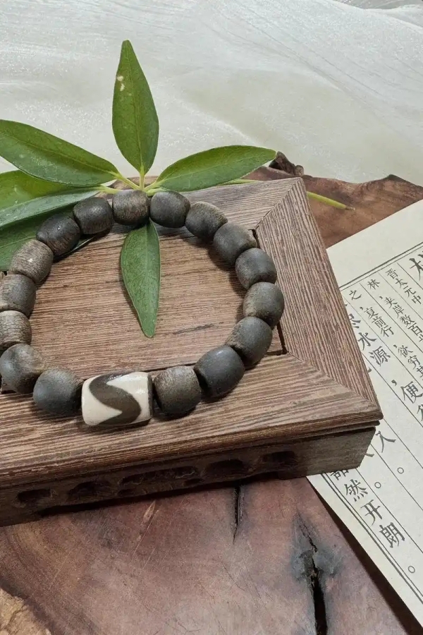 ‌男士沉香手串多少钱？