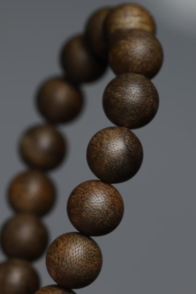 ‌文莱沉水级沉香多少一克？